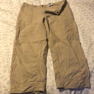 Mountain Hard Wear Capri hiking pants